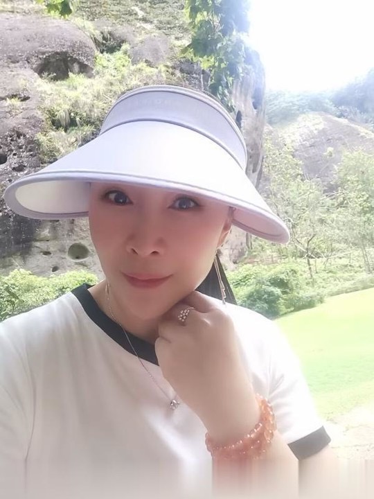 福建-厦门岛内熟女丽影服务型熟女不要期待颜值
